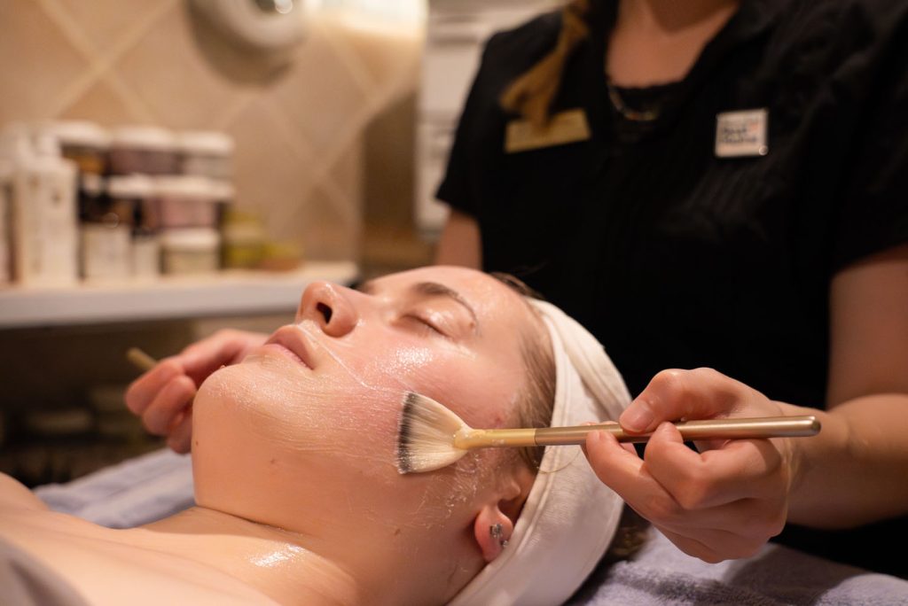 Senator Spa Facial